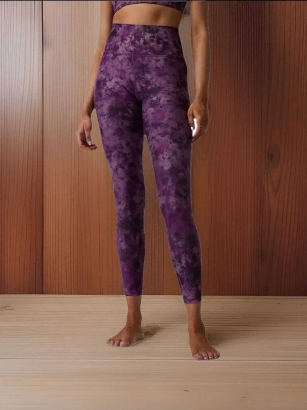 Athleta Salutation Stash Pocket Purple Tie-Dye High-Rise Leggings 23” Small